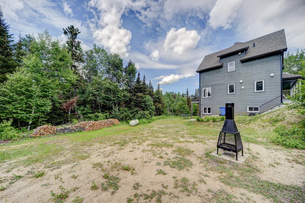 Vue Sur La Montagne Villa LʼAnse-Saint-Jean Eksteriør bilde