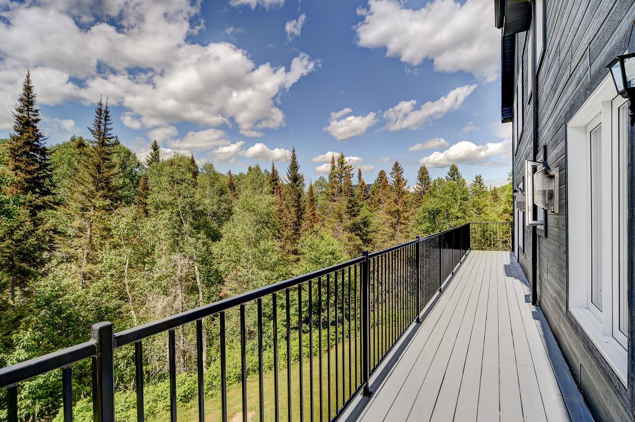 Vue Sur La Montagne Villa LʼAnse-Saint-Jean Eksteriør bilde